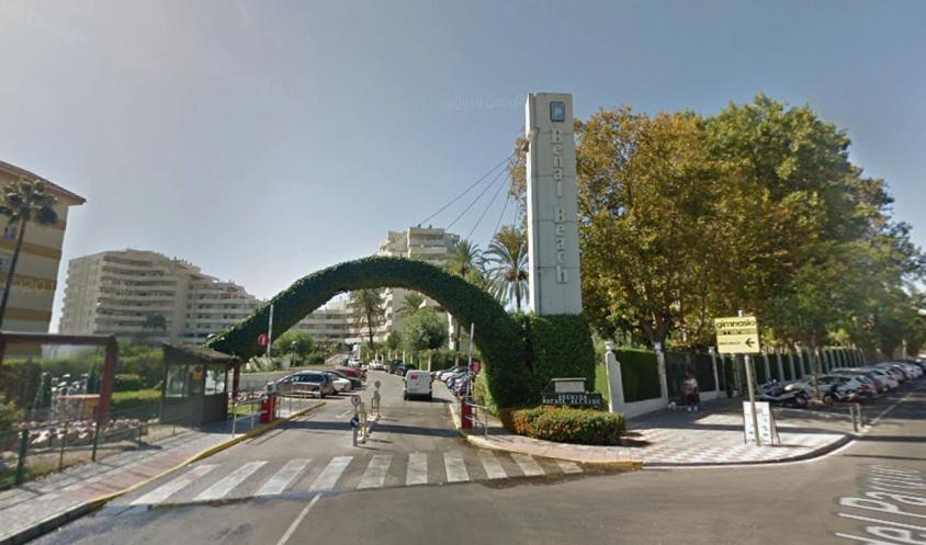 Benal Beach Suite Ii, Estudio Con Parque Acuatico Y Vistas Al Mar. Benalmadena Luaran gambar