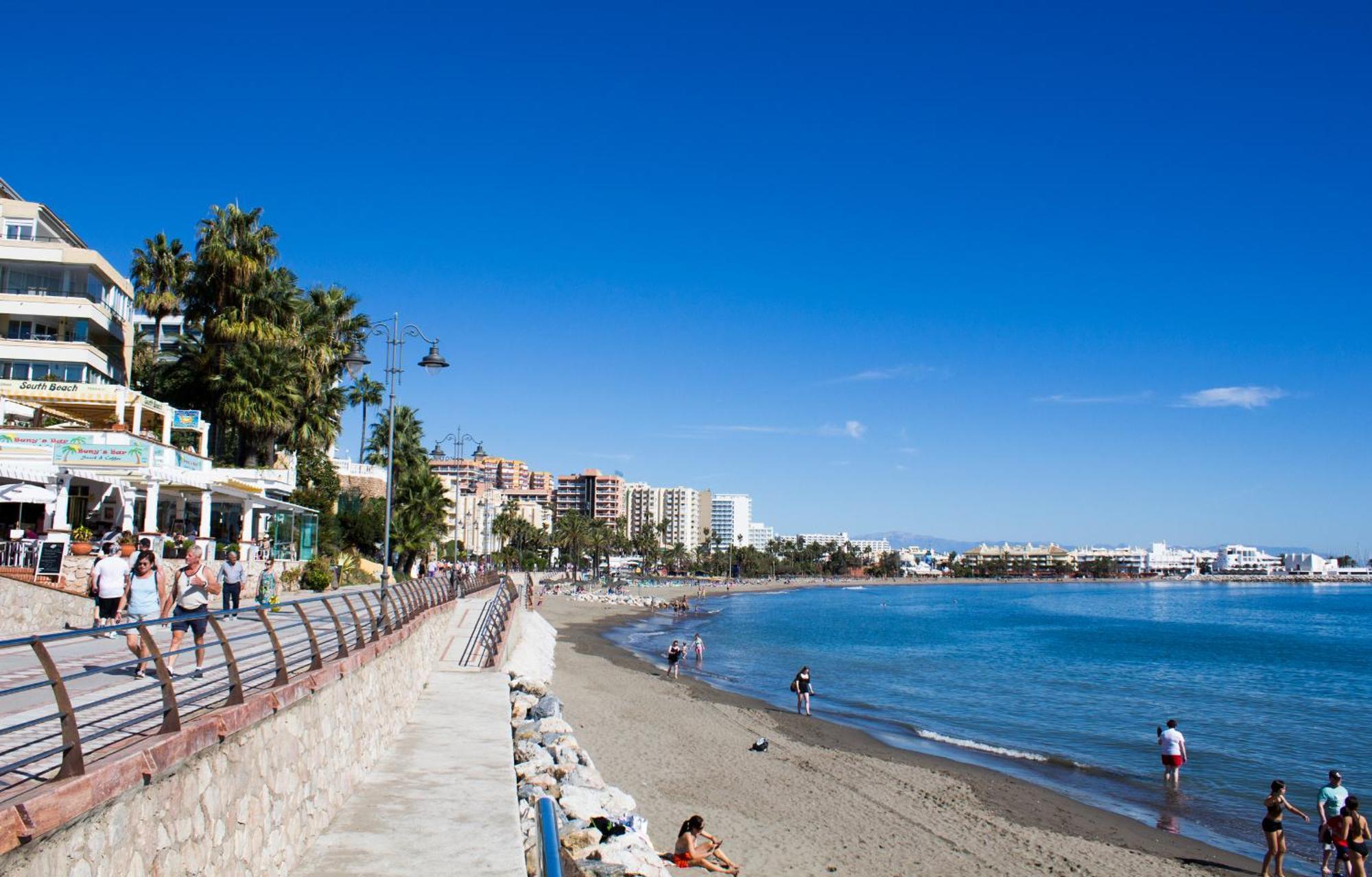 Benal Beach Suite Ii, Estudio Con Parque Acuatico Y Vistas Al Mar. Benalmadena Luaran gambar