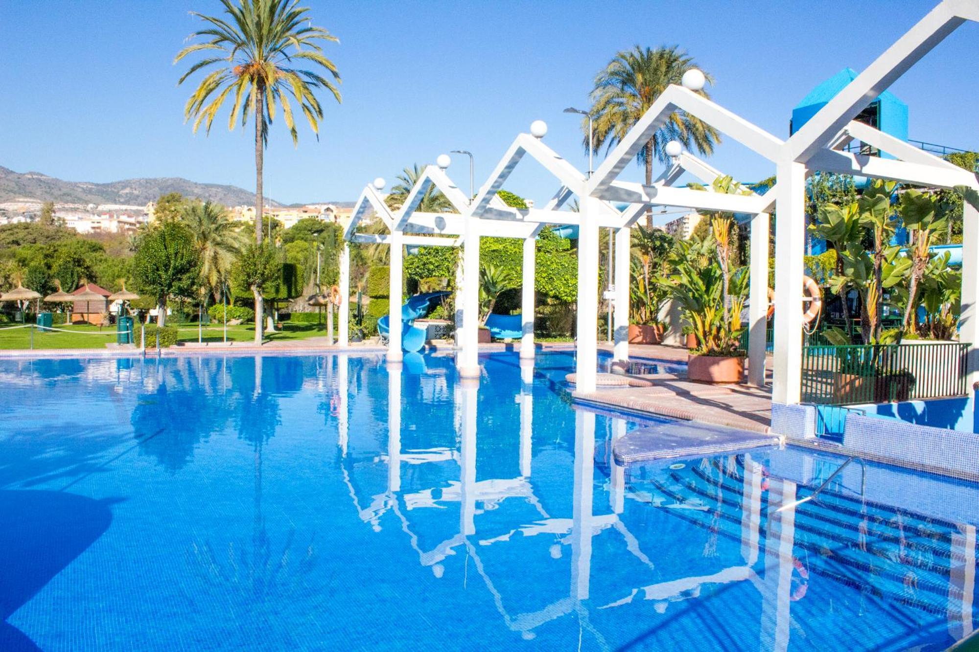 Benal Beach Suite Ii, Estudio Con Parque Acuatico Y Vistas Al Mar. Benalmadena Luaran gambar